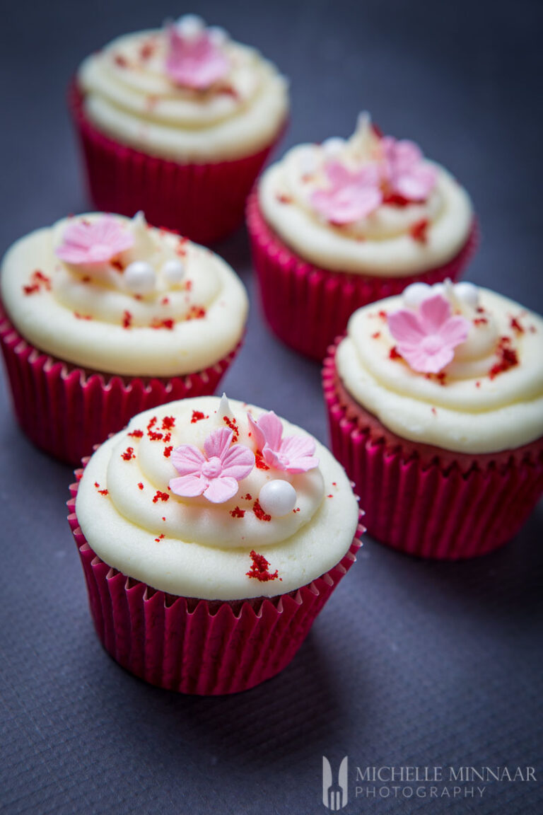 Mother's Day Cupcakes - Surprise Your Mother With These Red Velvet Cupcakes