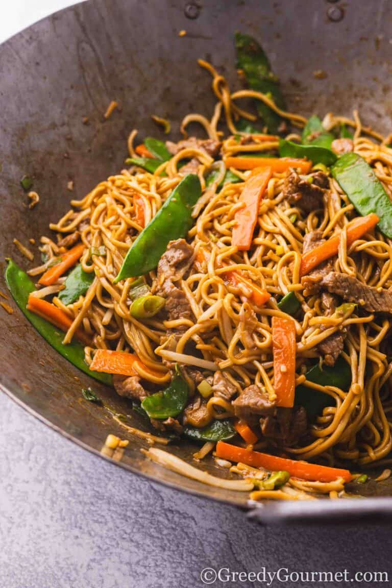 Beef Chow Mein | Greedy Gourmet