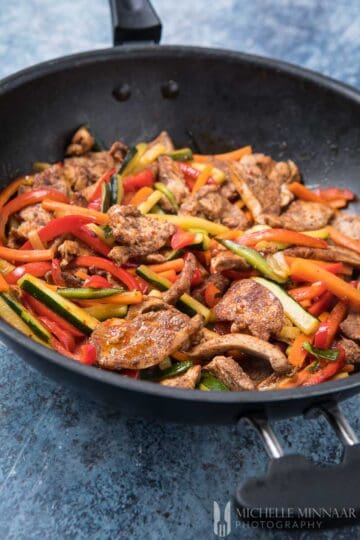 Sweet Chilli Chicken Stir Fry - A Humble Stir Fry Recipe With Chinese 5 ...