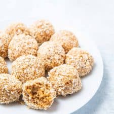 Peanut Butter Coconut Balls - Enjoy These Amazing Energising Protein Balls