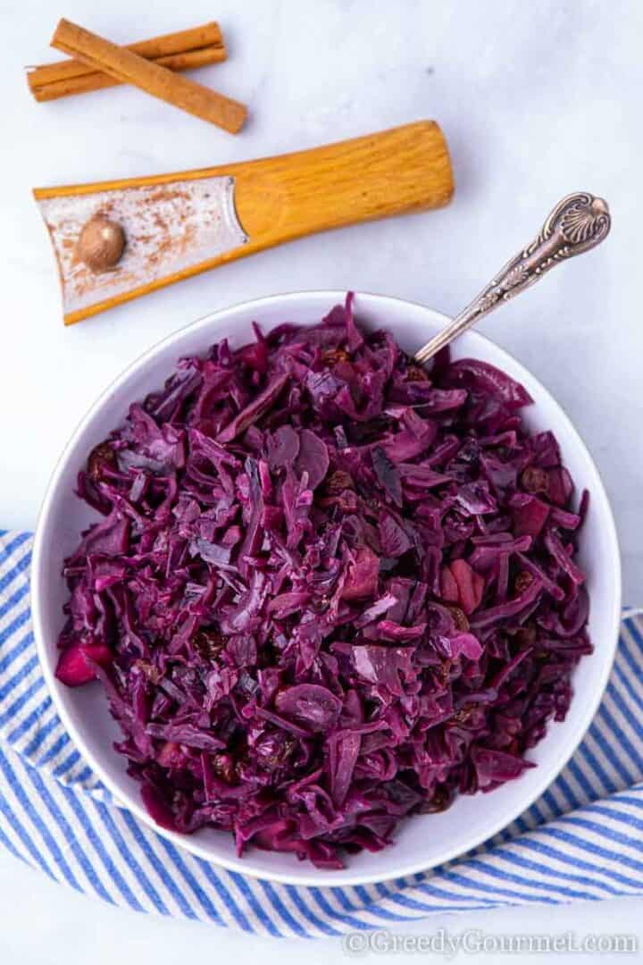 Braised Red Cabbage - A Chrismas Side Dish  Greedy Gourmet